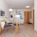 Yachthafenresidenz-wohnung-8403-908 Apartamento